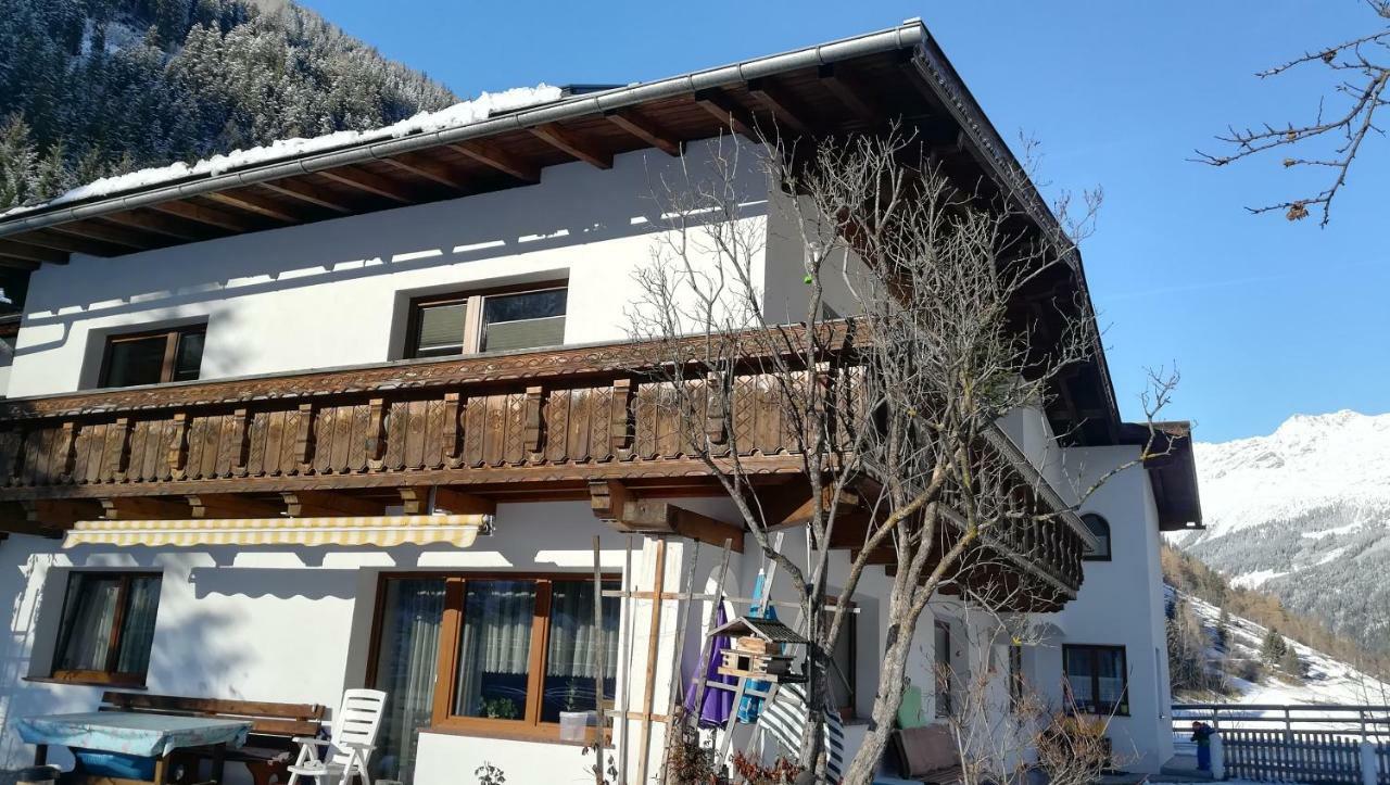 Ferienwohnung Haus Huter Kaunertal Exterior foto