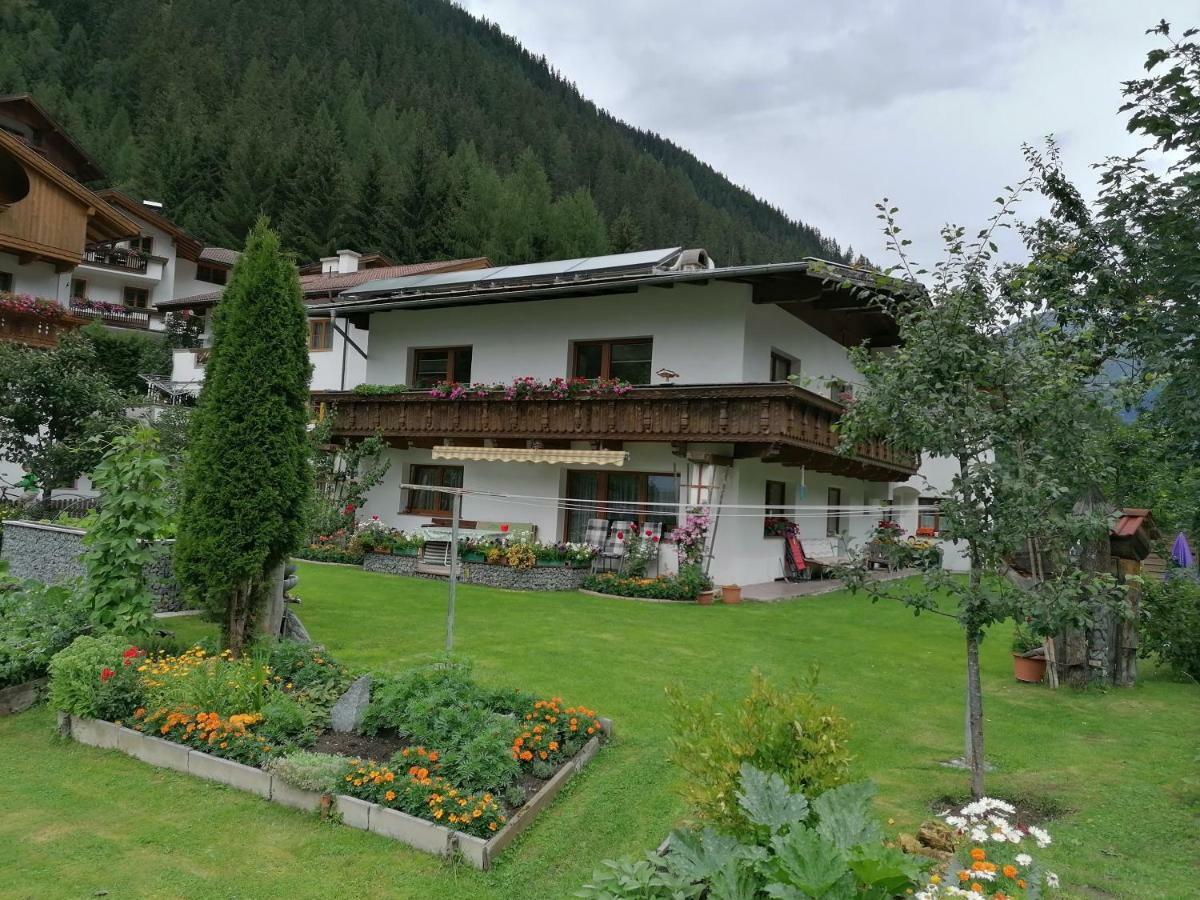 Ferienwohnung Haus Huter Kaunertal Exterior foto